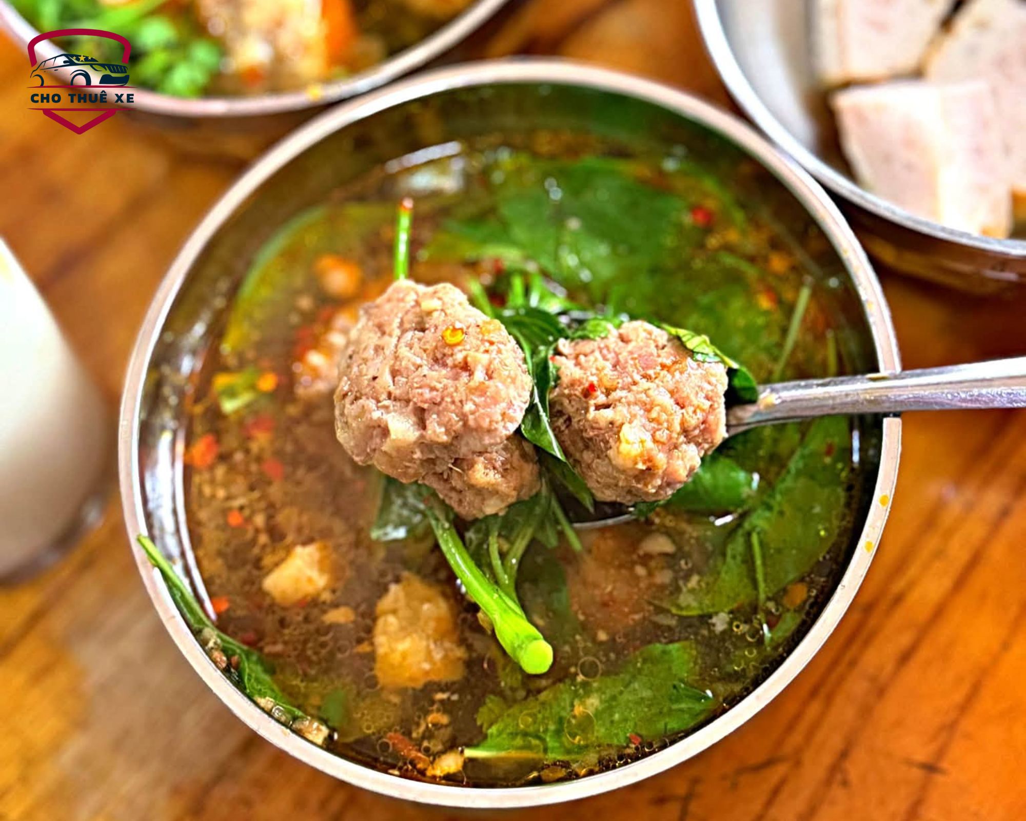 Bánh mì xíu mại Đà Lạt nước dùng thanh ngọt thịt viên thơm