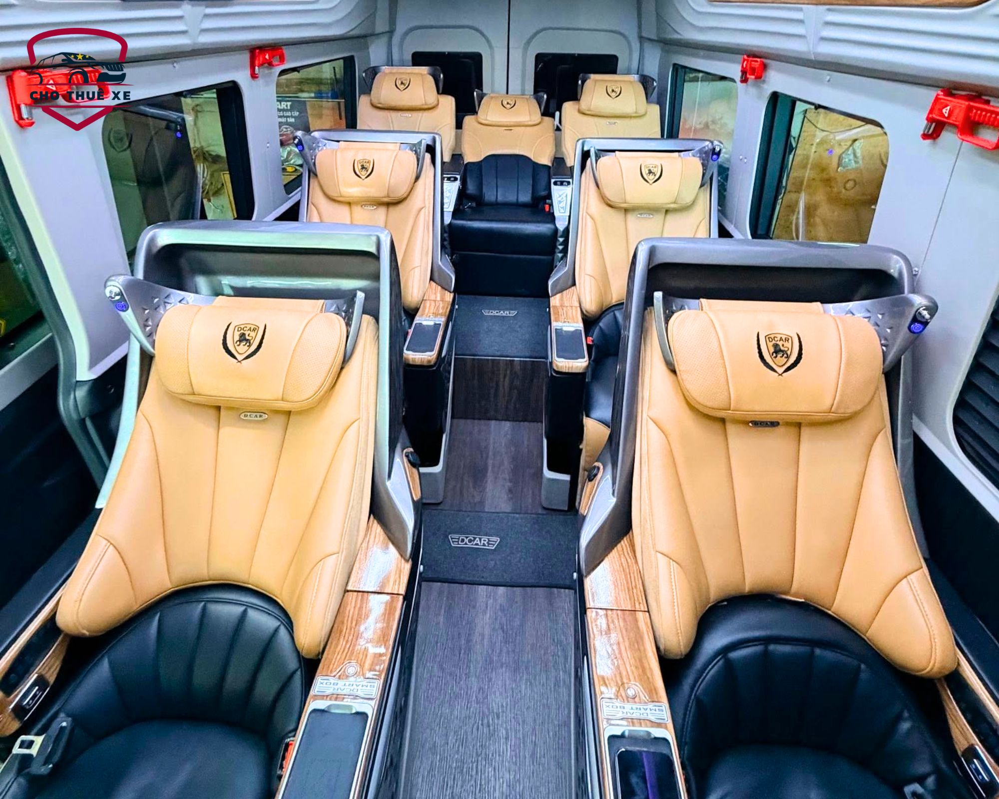 Xe limousine nội thất da cao cấp tiện nghi vượt trội khách yêu thích đi Đà Lạt