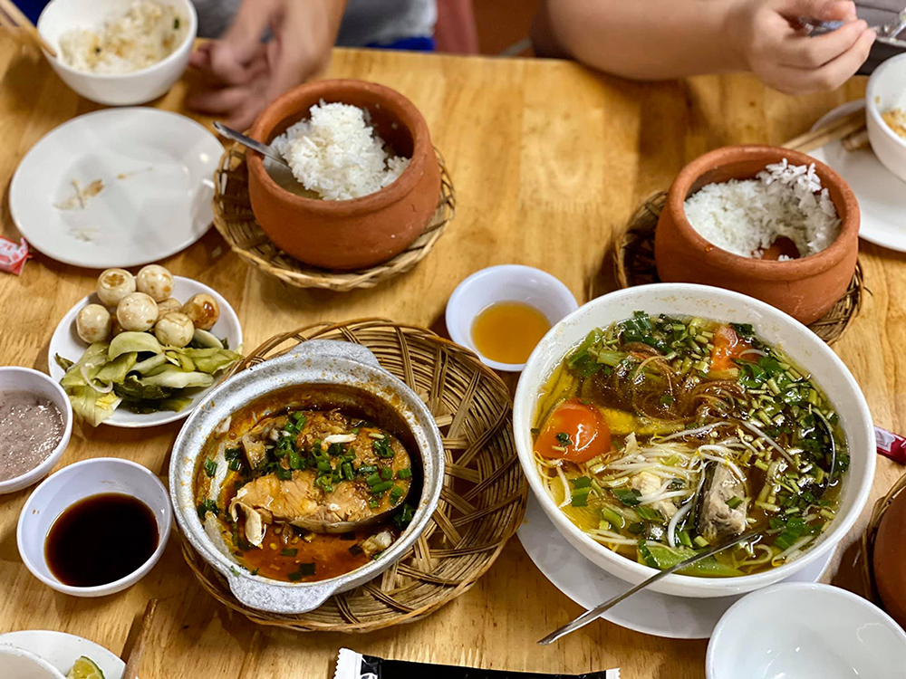 Cơm niêu hoa sữa Vũng Tàu