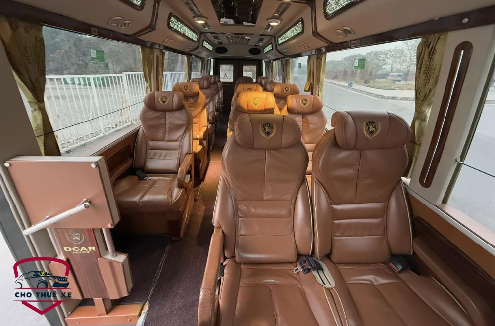 Fuso dcar limousine 19 chỗ