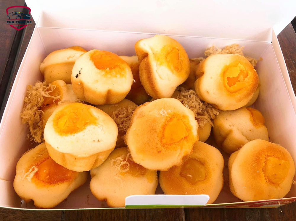 Bánh bông lan trứng muối