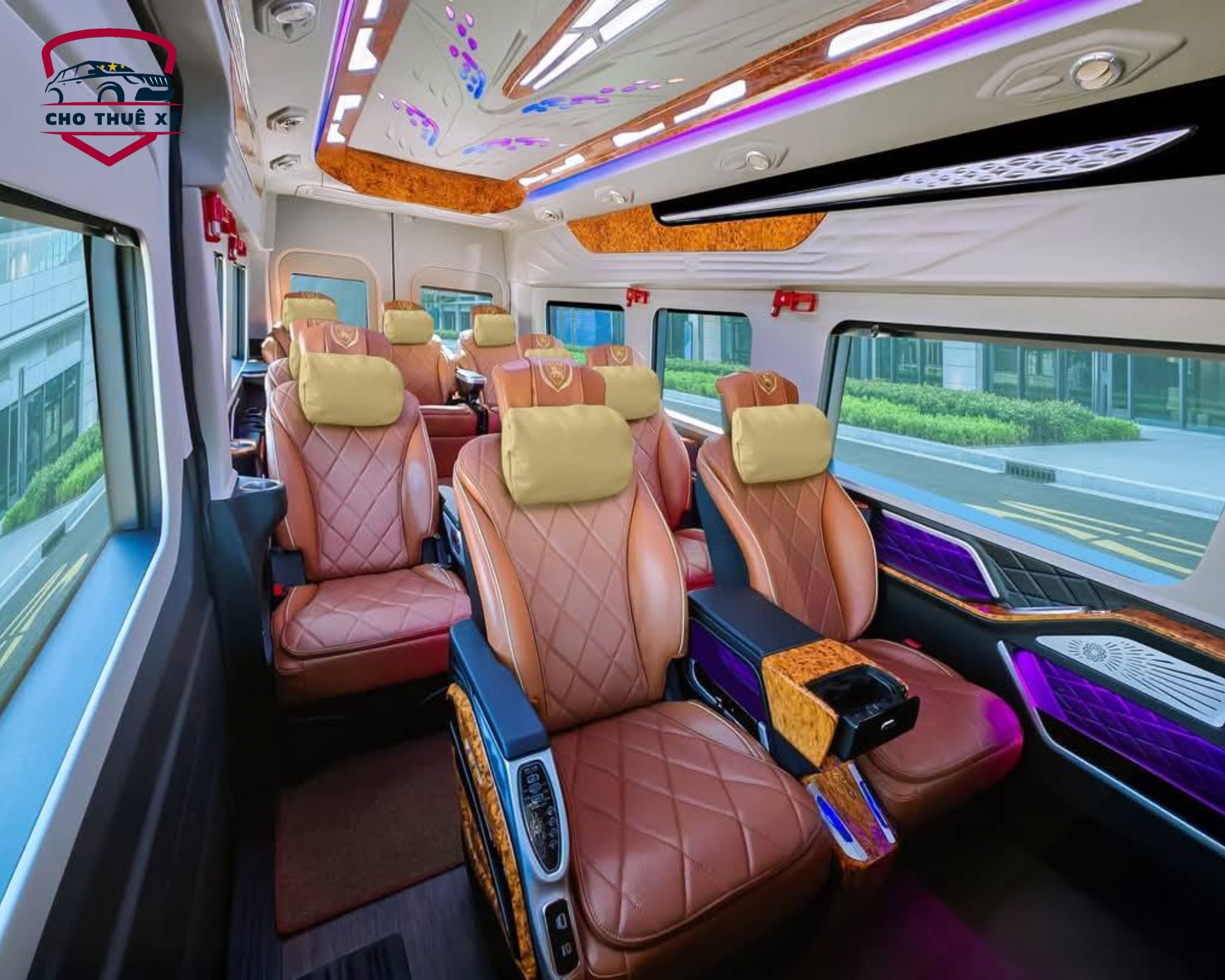 Sang trọng, tiện nghi cho mọi chuyến đi. Trải nghiệm dịch vụ thuê xe limousine đi Long Hải ngay hôm nay!