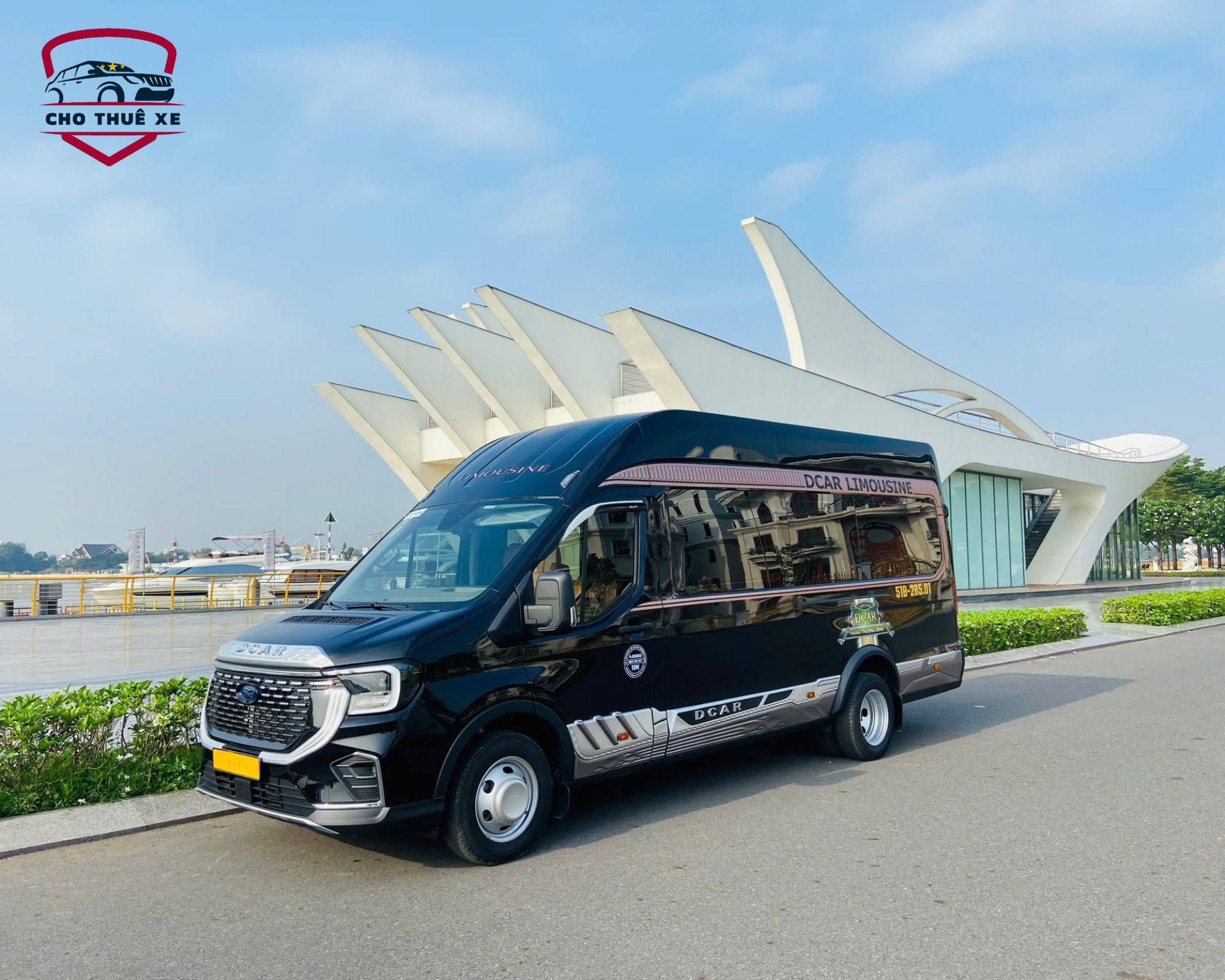 Thuê xe limousine sang trọng từ Hà Nội đến Ninh Bình