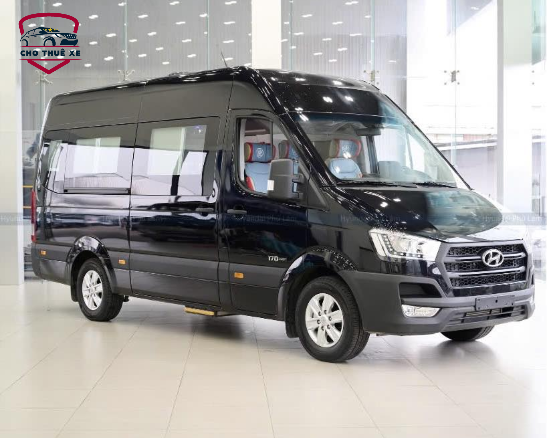 Xe limousine 12 chỗ đồi mới, trang thiết bị hiện đại, và an toàn