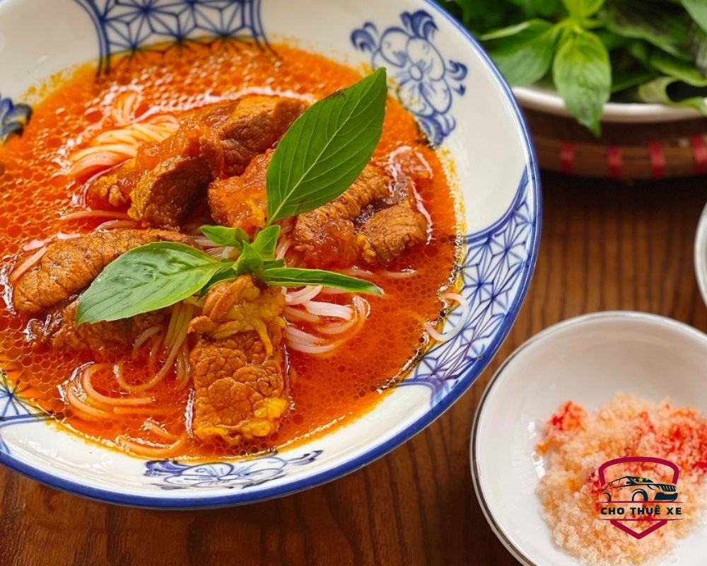 hủ tiếu cà ri vịt