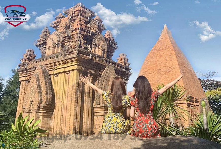 Tháp Bà Ponagar Nha Trang