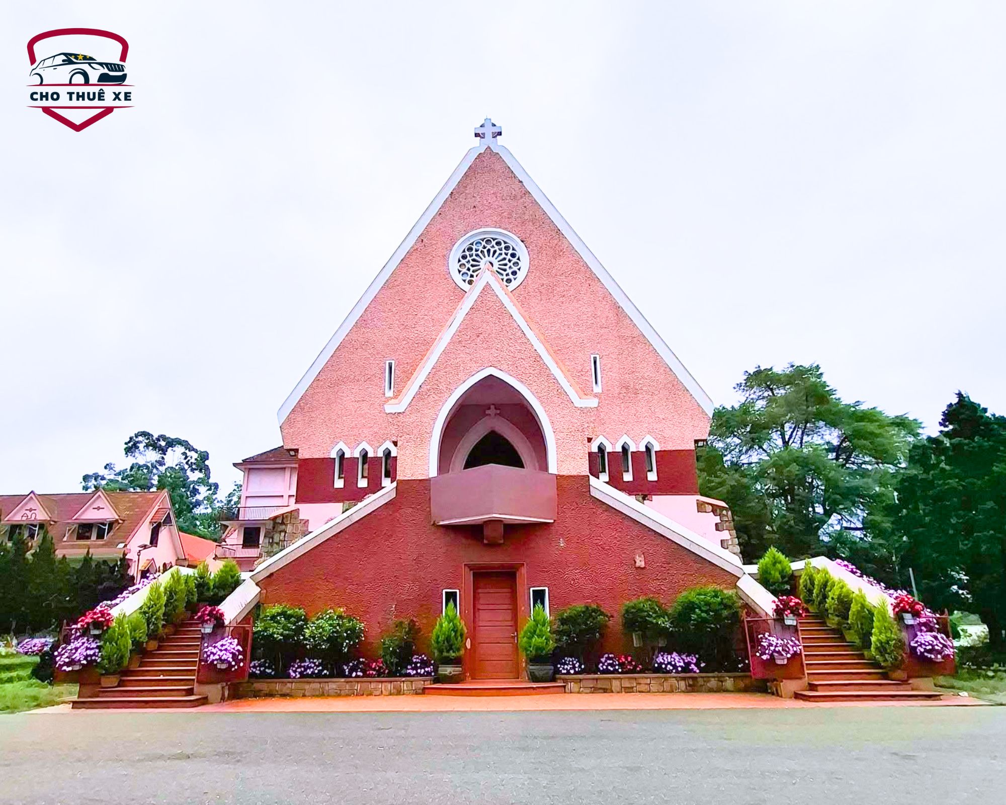 Nhà thờ Domaine de Marie là địa điểm tôn giáo được check-in nhiều nhất tại Đà Lạt