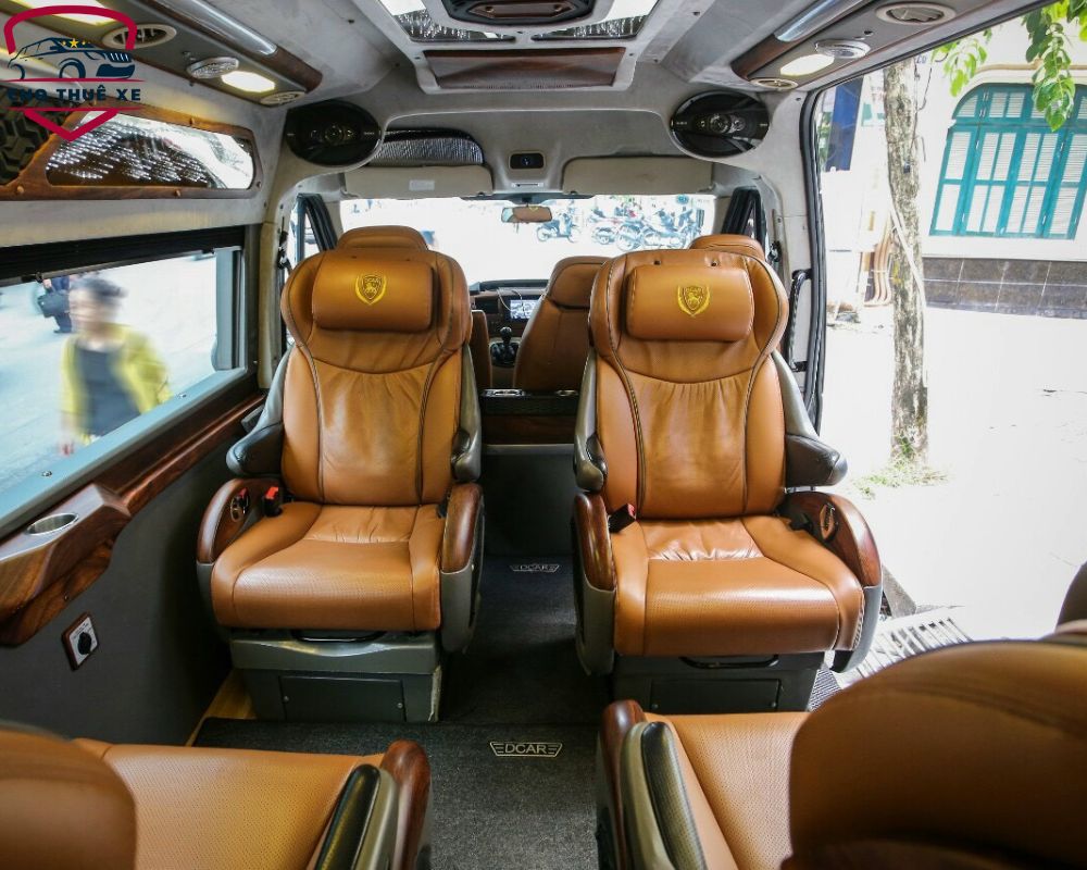 Xe DCar President – Ford Transit