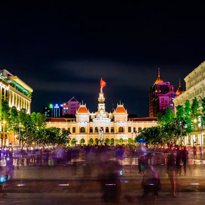 Phố đi bộ Nguyễn Huệ