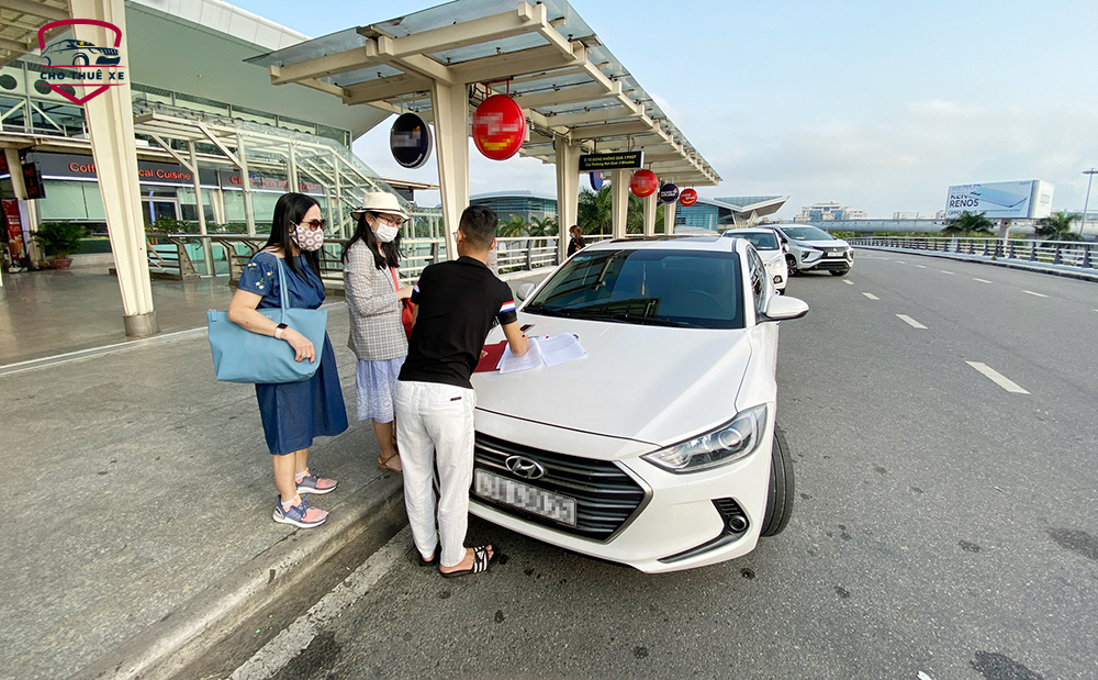 Những câu hỏi khi thuê xe tự lái