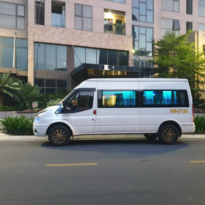 Xe 16 chỗ