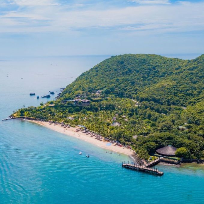 Hòn Tằm - một trong những hòn đảo thiên đường ở thành phố Nha Trang