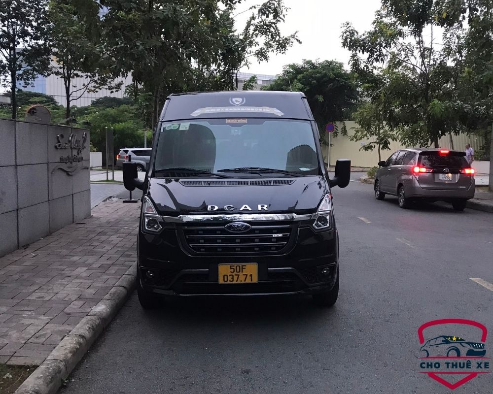 Xe Dcar limousine 9 chỗ đi Nha Trang