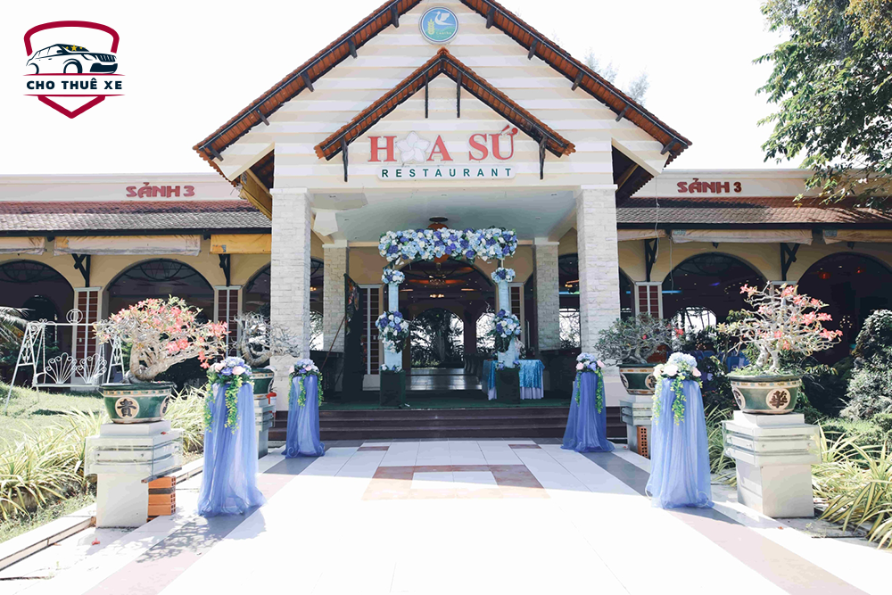 Nhà Hàng Hoa Sứ