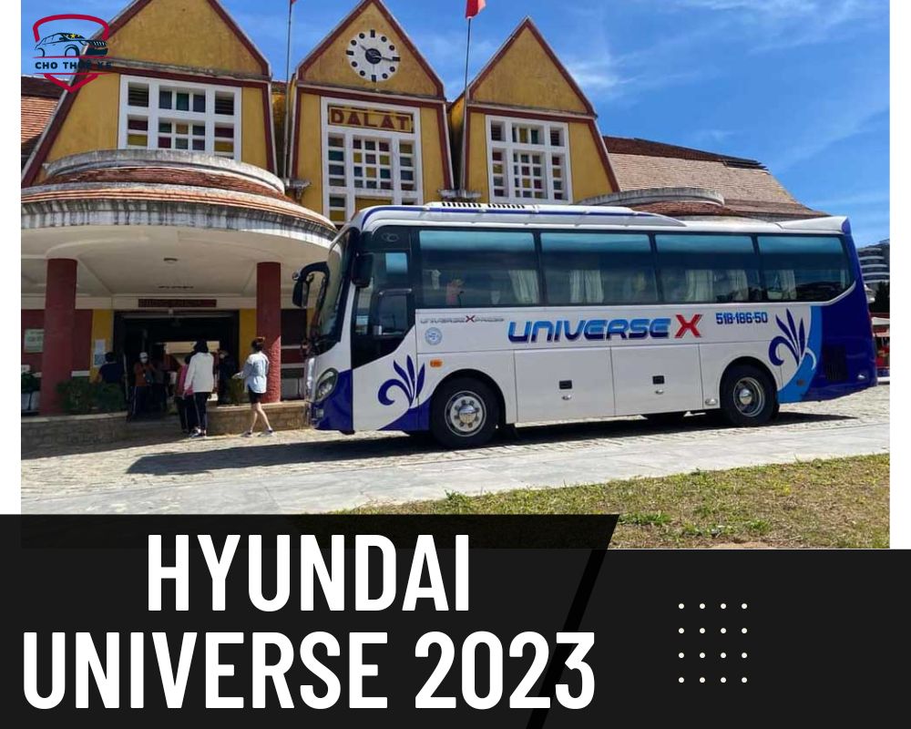 Xe Hyundai Universe 2023 29 chỗ