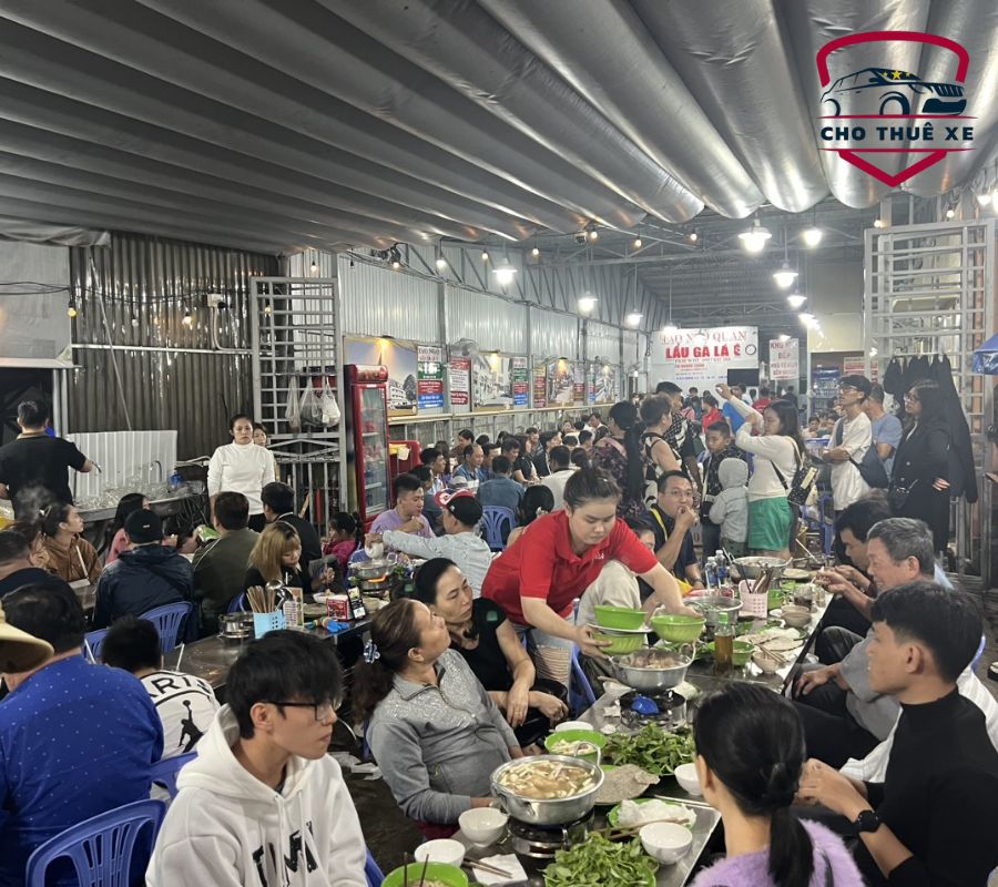 Lẩu gà lá é Tao Ngộ