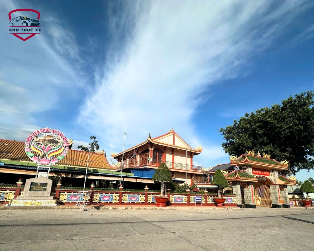Miếu Bà Chúa Xứ Núi Sam