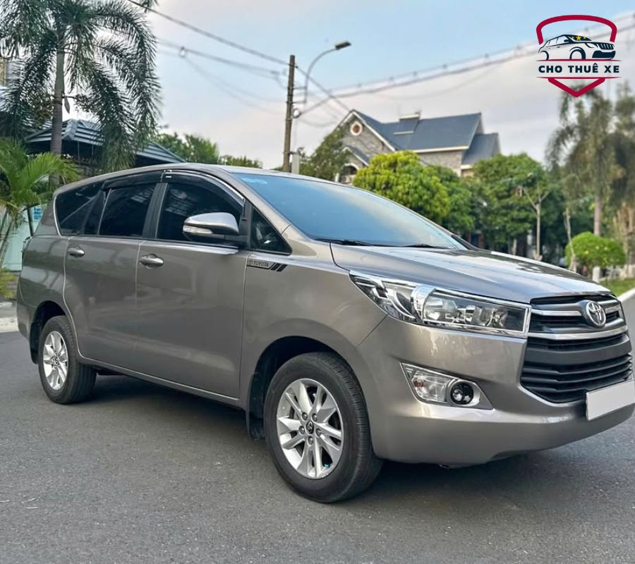 Toyota Innova 2017