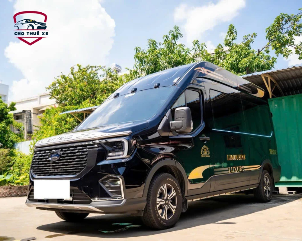 dịch vụ thuê xe limousine 9 chỗ
