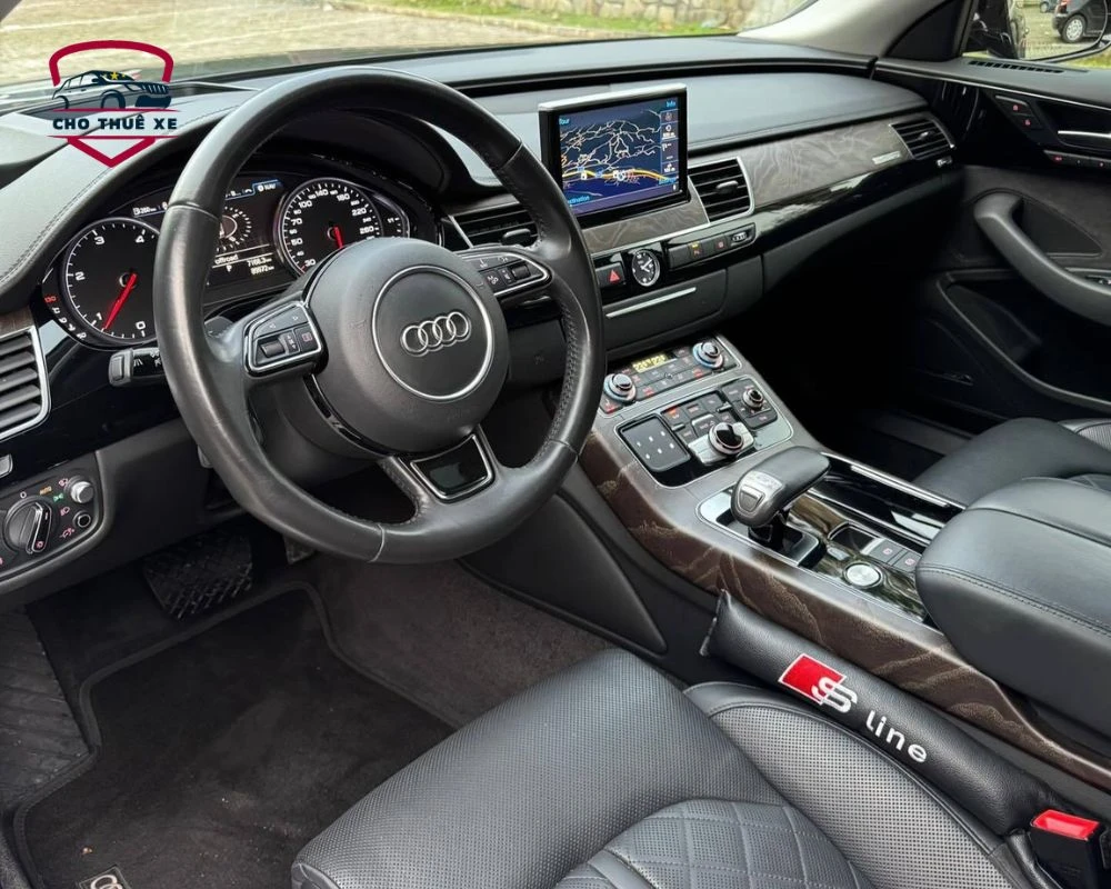 Ghế lái Audi A8