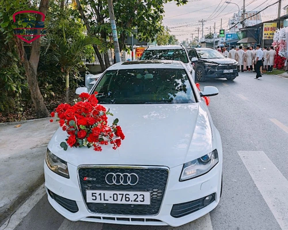 Cho thuê xe Audi