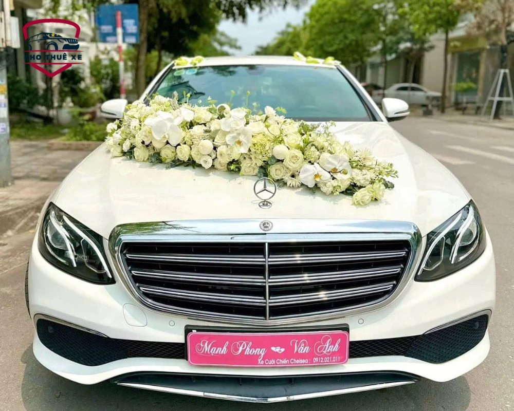 Cho thuê xe Mercedes