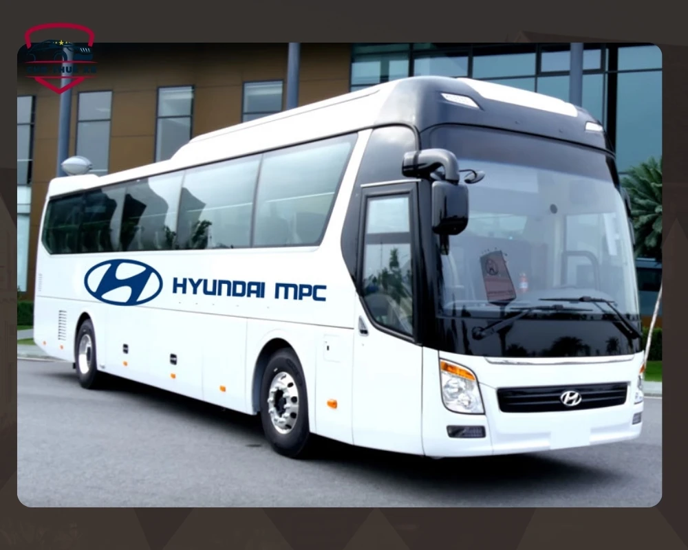 Dòng xe Hyundai Universe 45 chỗ