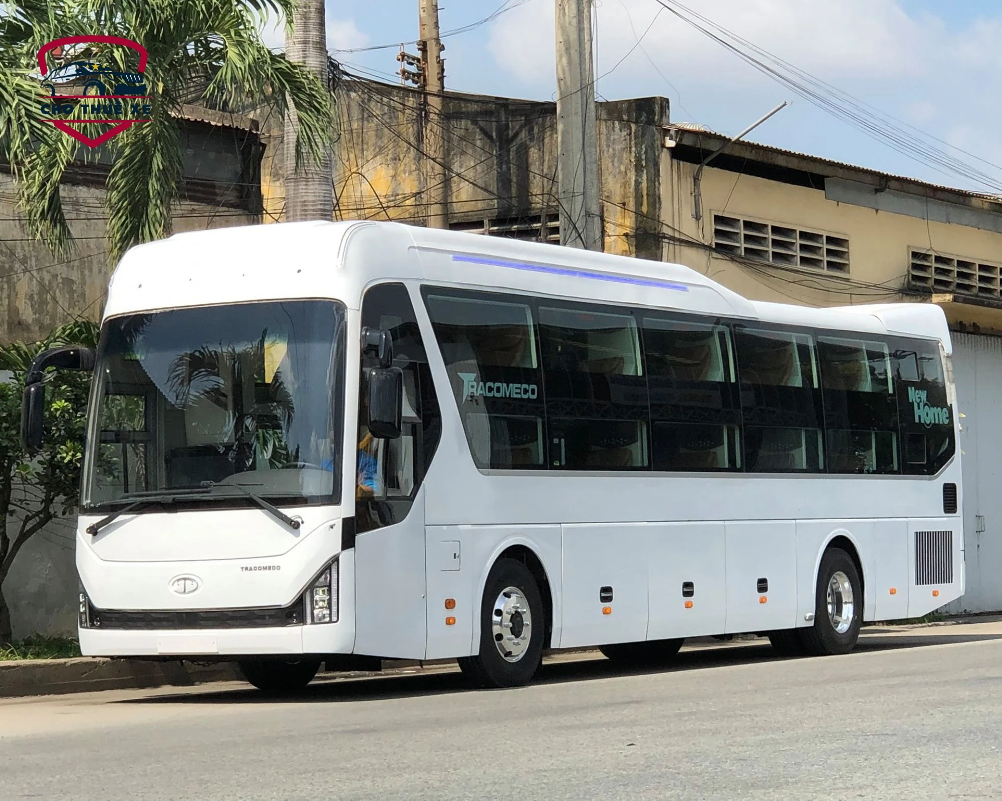 Xe giường nằm Hyundai Universe Noble