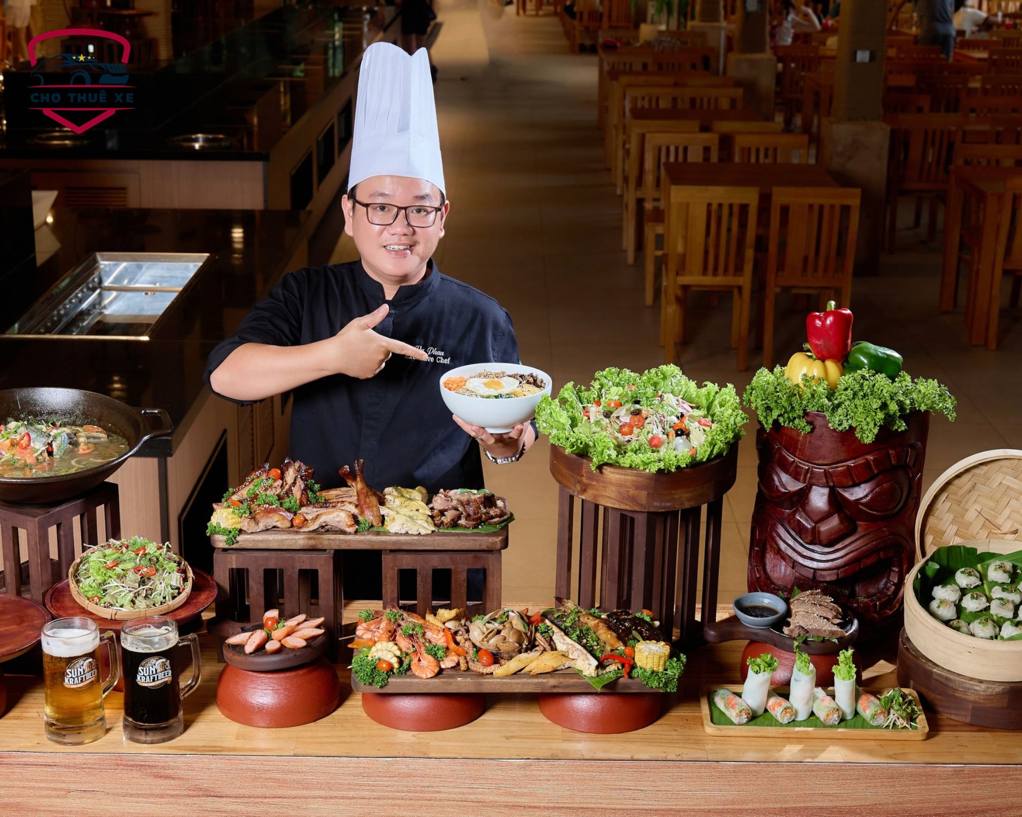 Bữa tiệc buffet hấp dẫn với đa dạng món ăn tại nhà hàng Mango