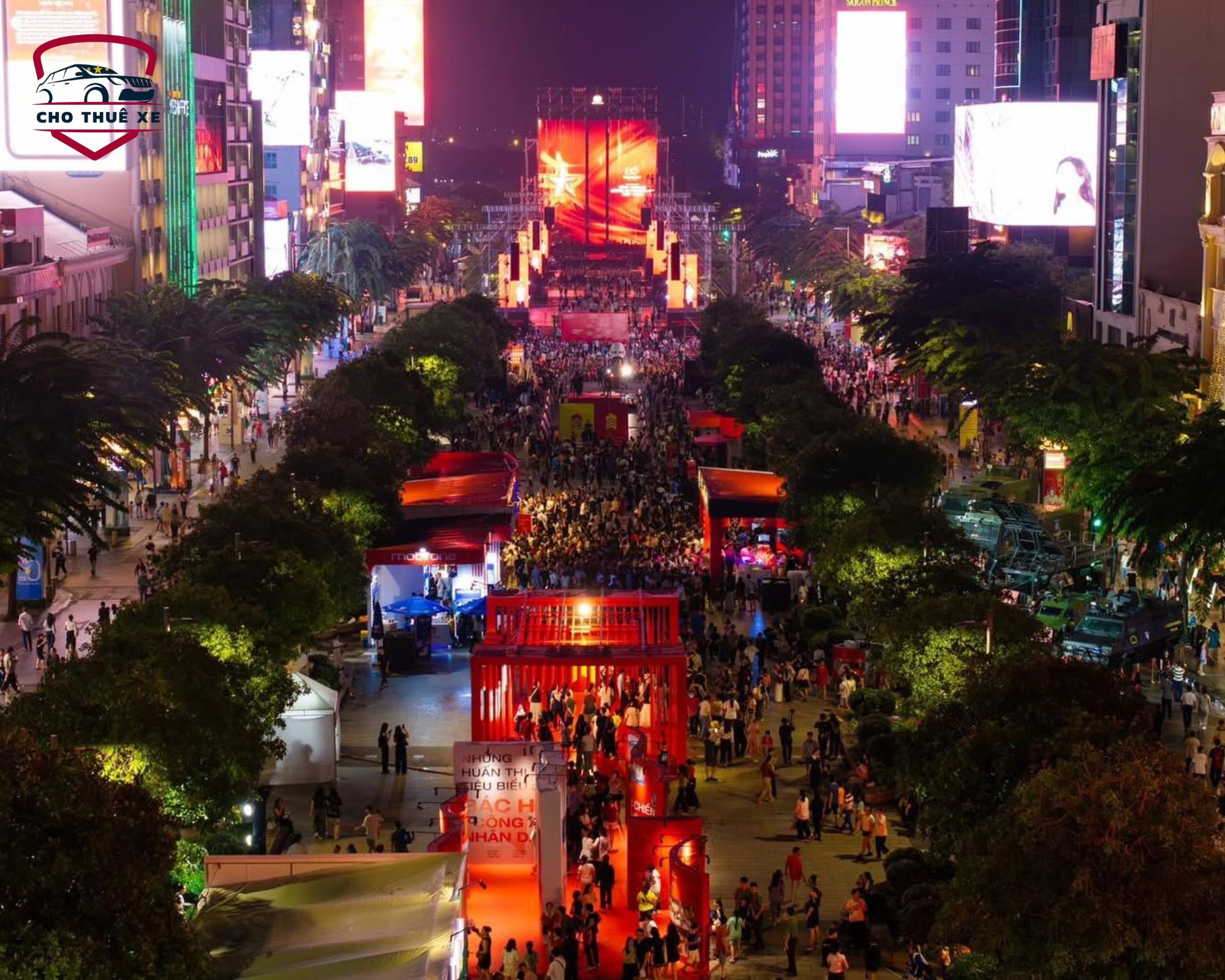 Phố Đi bộ Nguyễn Huệ