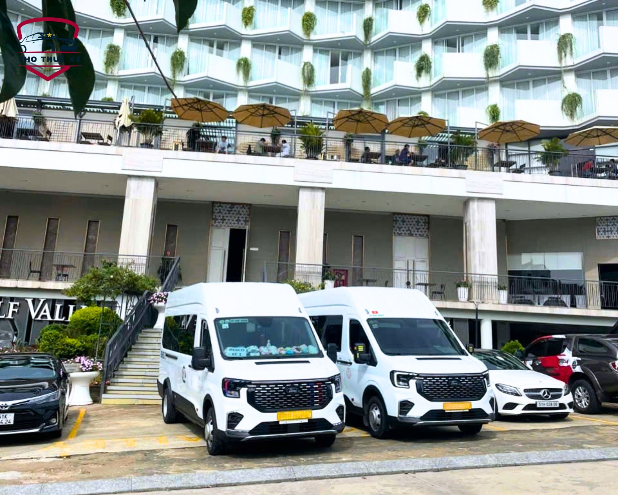 Thuê xe 16 chỗ đi Vũng Tàu Ford Transit
