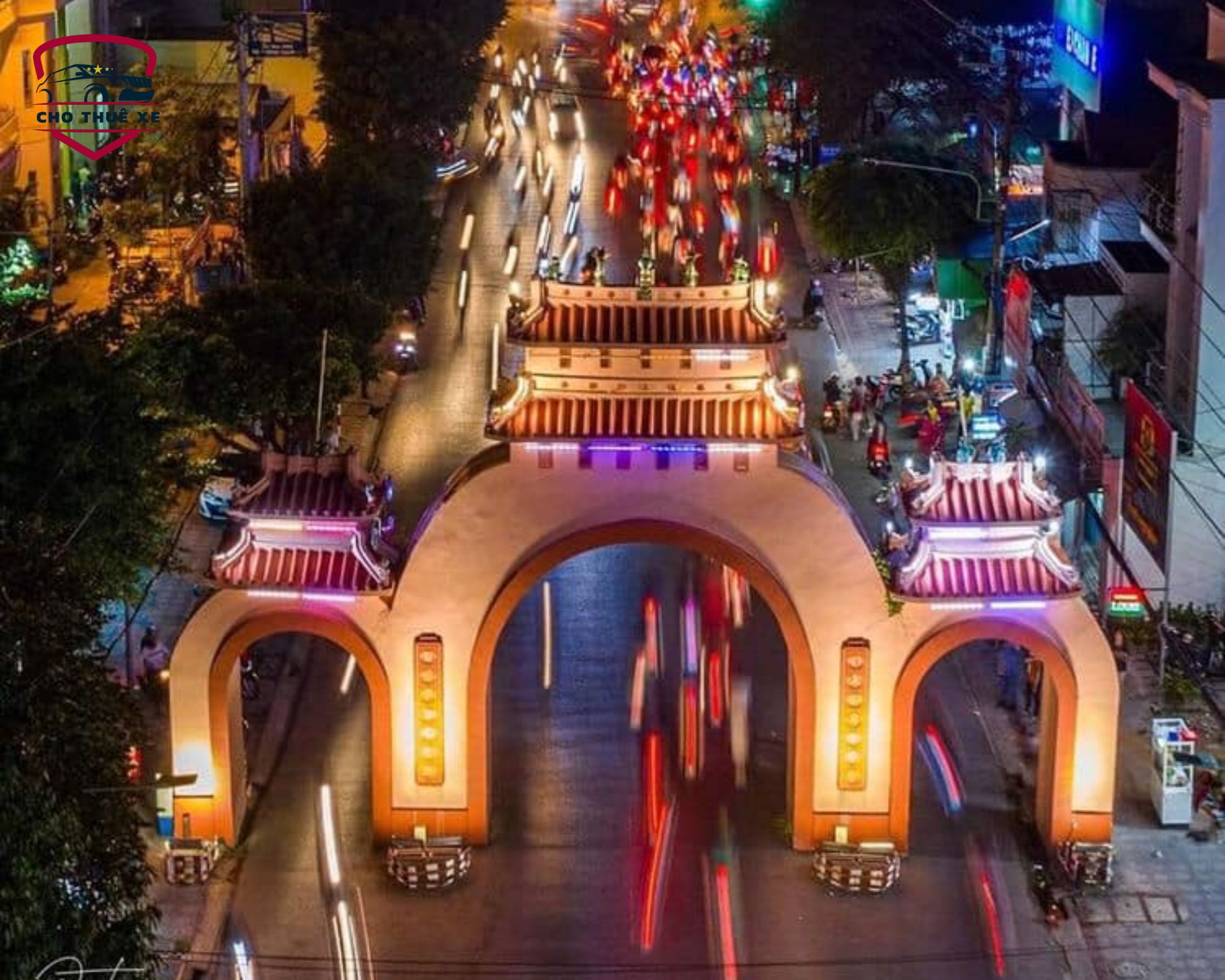 Cổng Tam Quan Rạch Giá rực rỡ về đêm