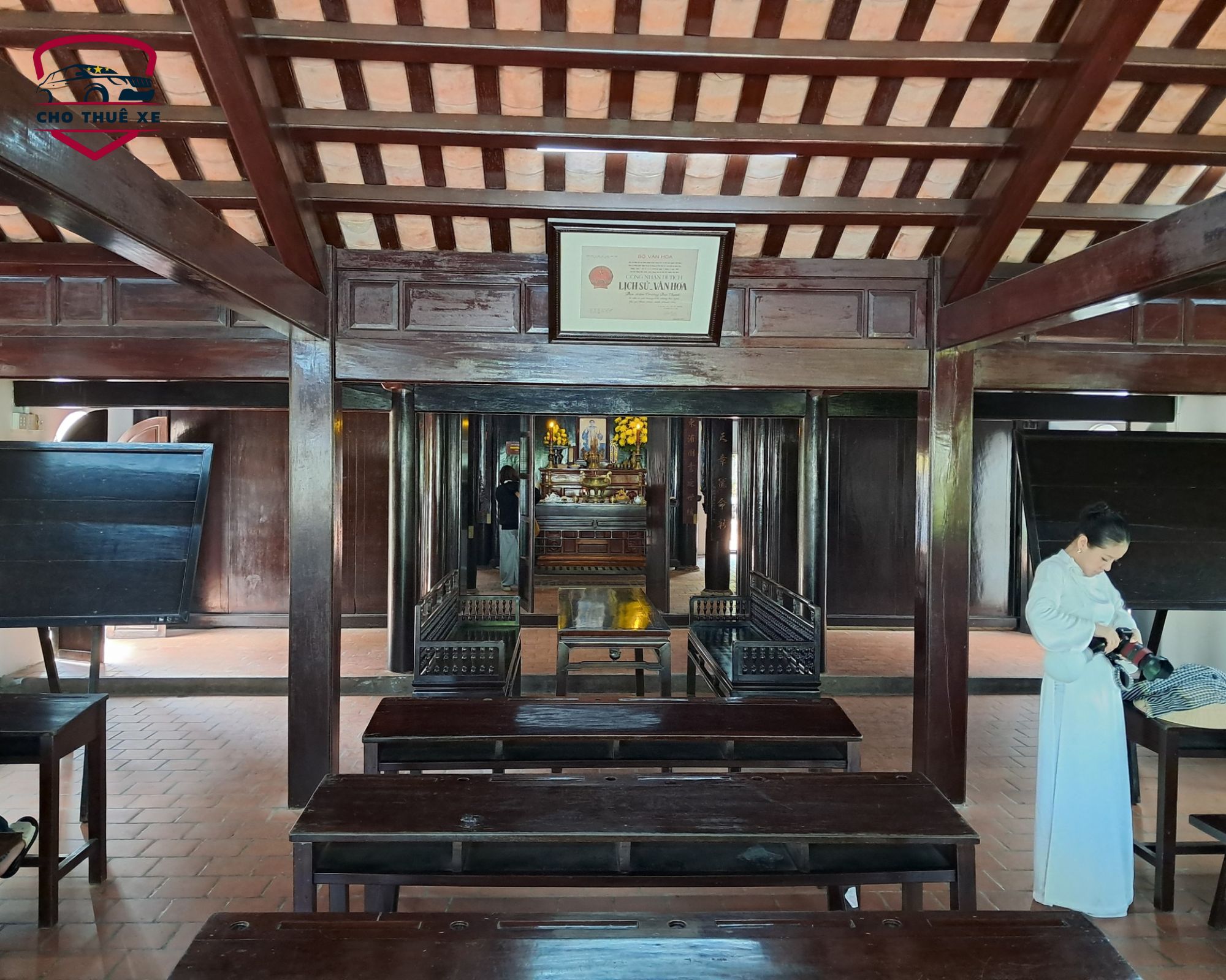 Khung cảnh bên trong lớp học cổ kính tại Trường Dục Thanh, Phan Thiết