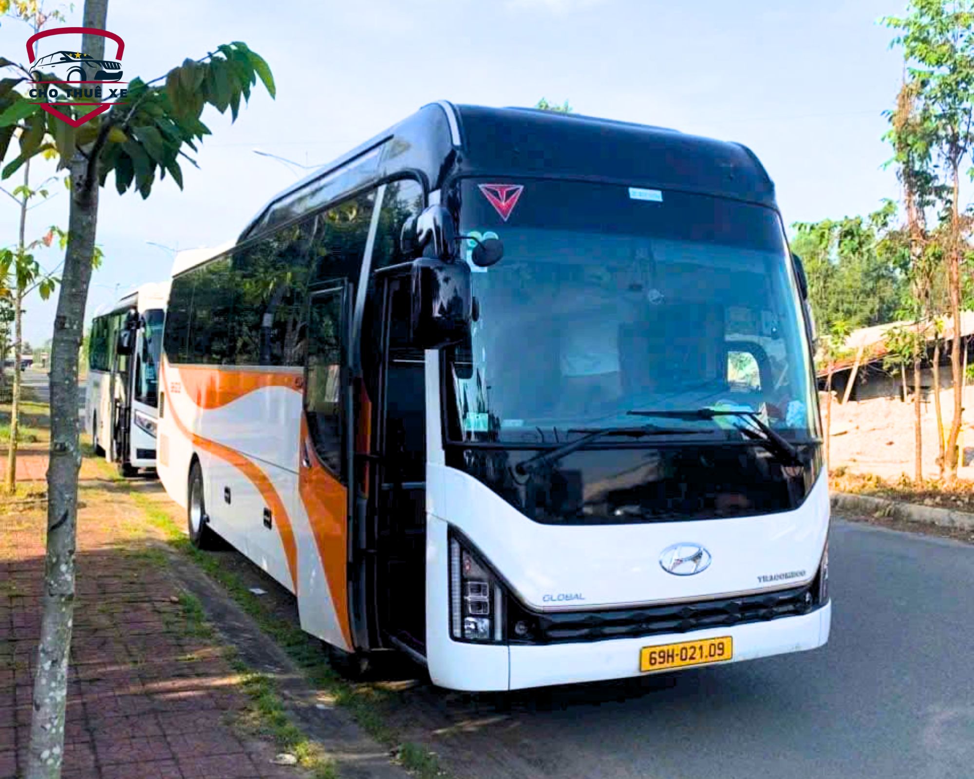 Thuê xe 45 chỗ đi Rạch Giá phù hợp cho đoàn đông