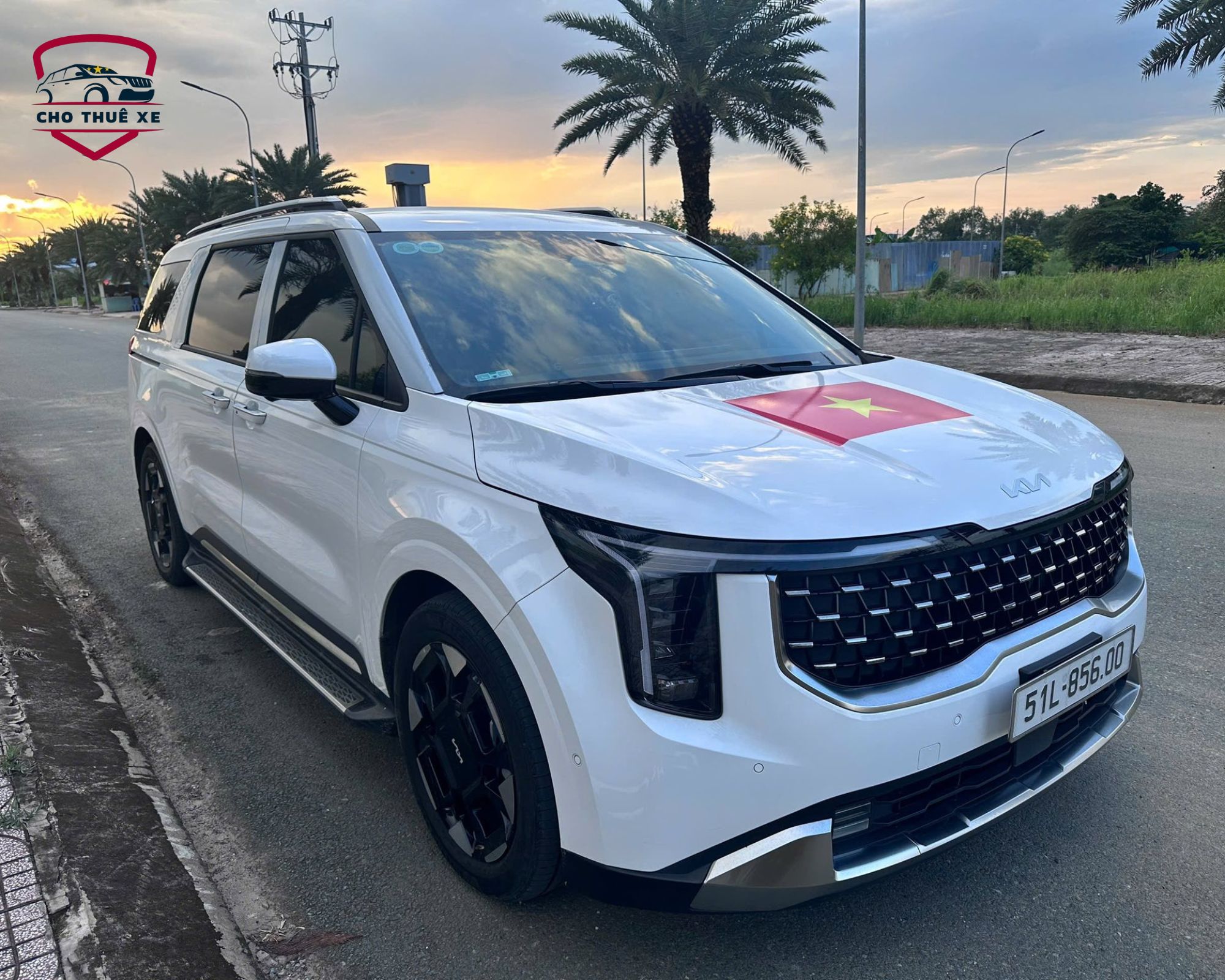 Thuê xe đi Rạch Giá với dòng xe 7 chỗ Kia Carnival sang trọng, thoải mái cho gia đình và nhóm bạn