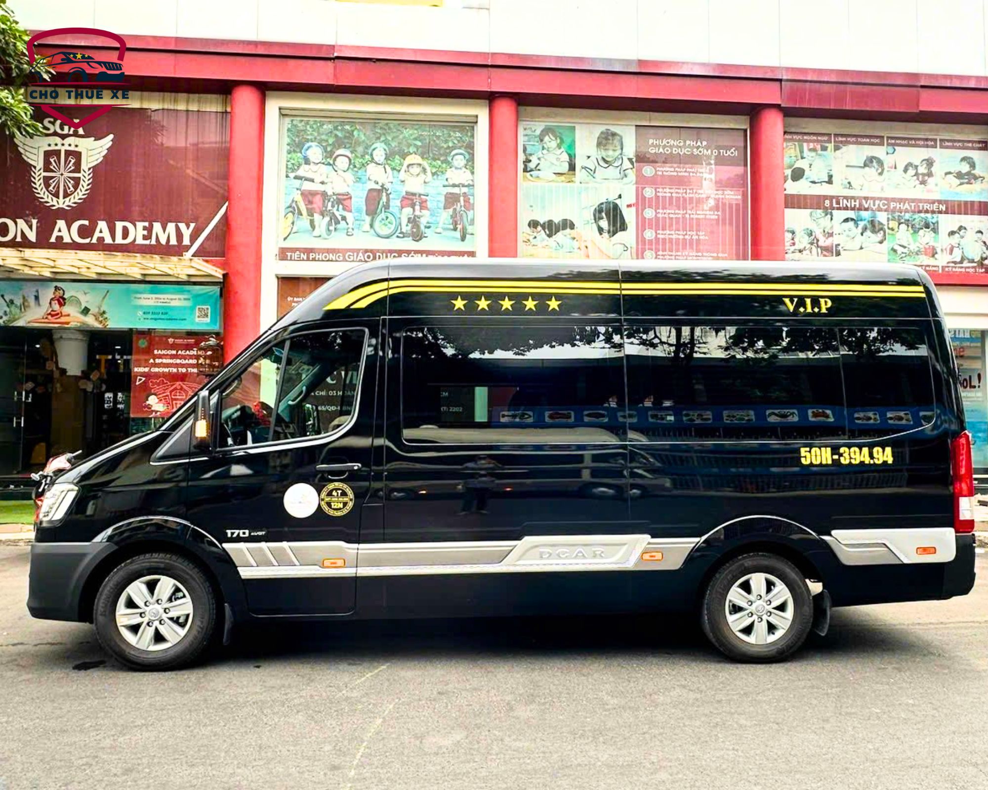 Dịch vụ thuê xe limousine đi Cần Thơ 12 chỗ VIP, xe đời mới