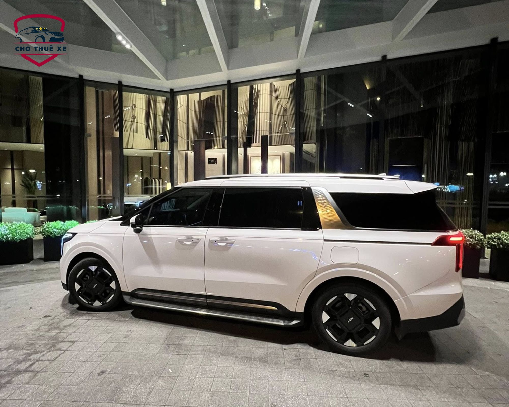 Thuê xe 7 chỗ đi Đồng Nai để tận hưởng sự tiện nghi và riêng tư. Xe đời mới, chất lượng cao, phục vụ chuyên nghiệp