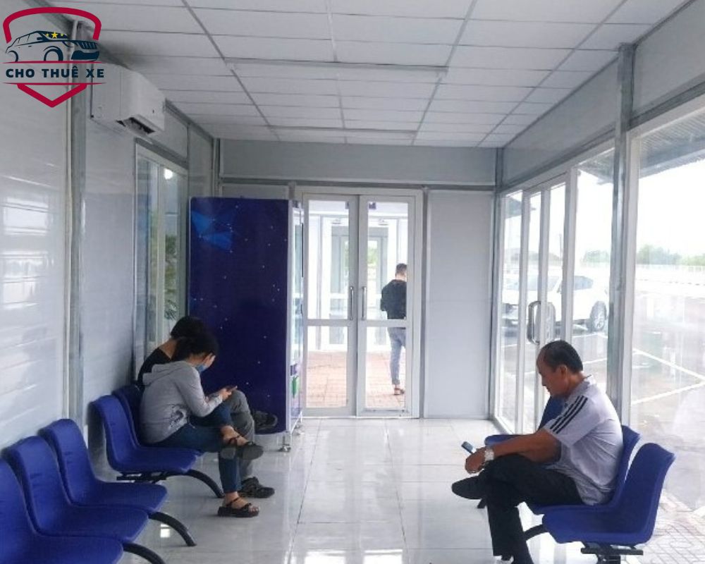Phòng chờ tại trạm dừng chân trên tuyến cao tốc Cam Lâm, Nha Trang