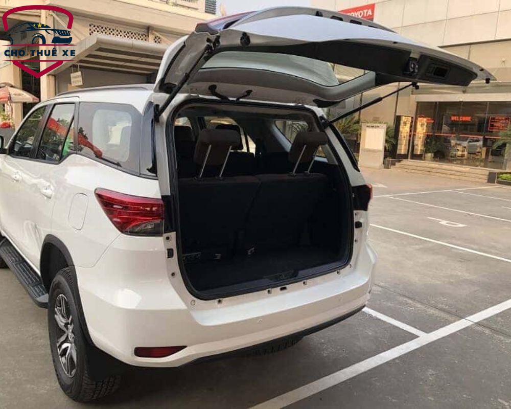 Cốp xe đóng mở tự động