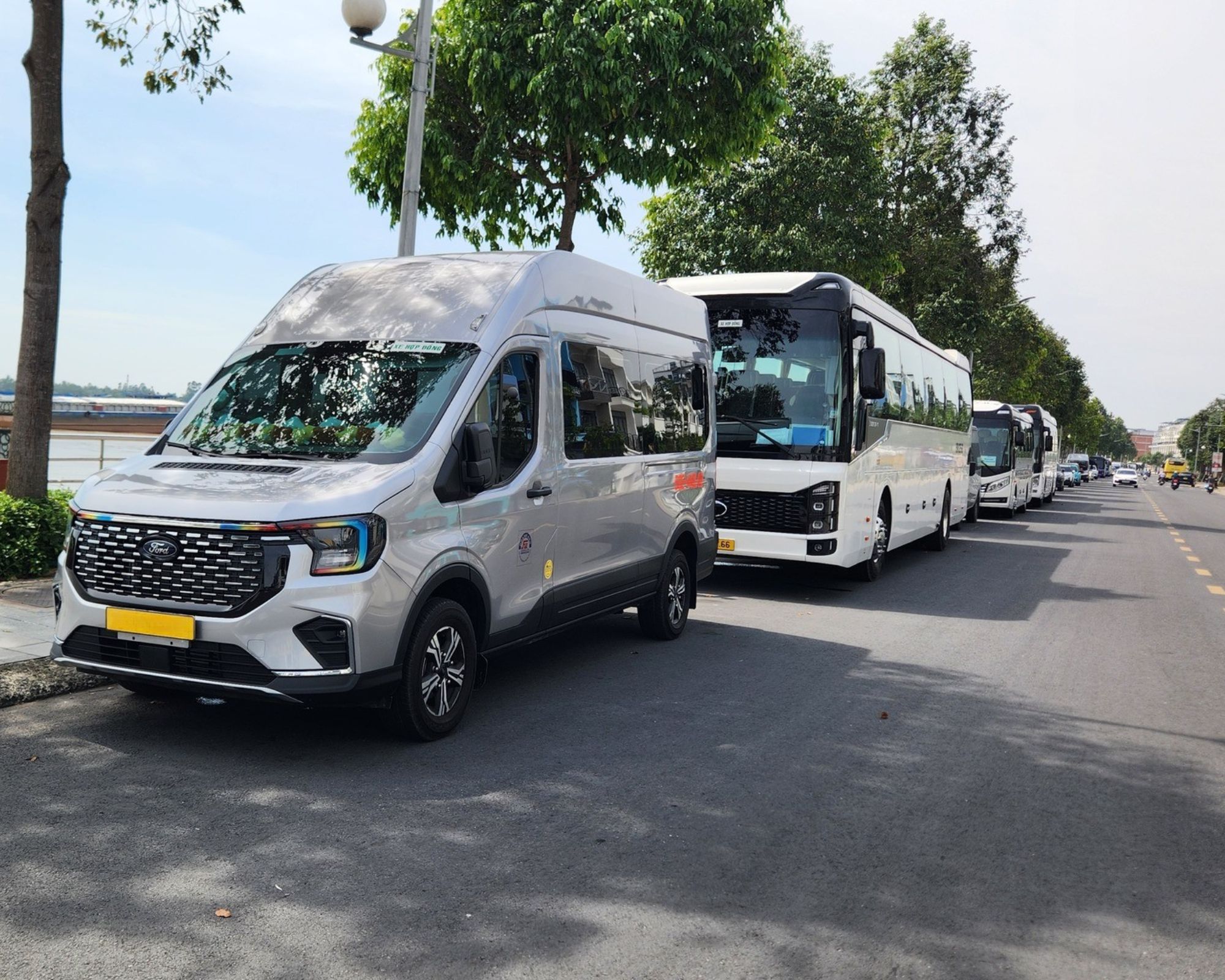 Cập Nhật Giá Thuê Xe Đà Nẵng Đi Huế Mới Nhất 2026