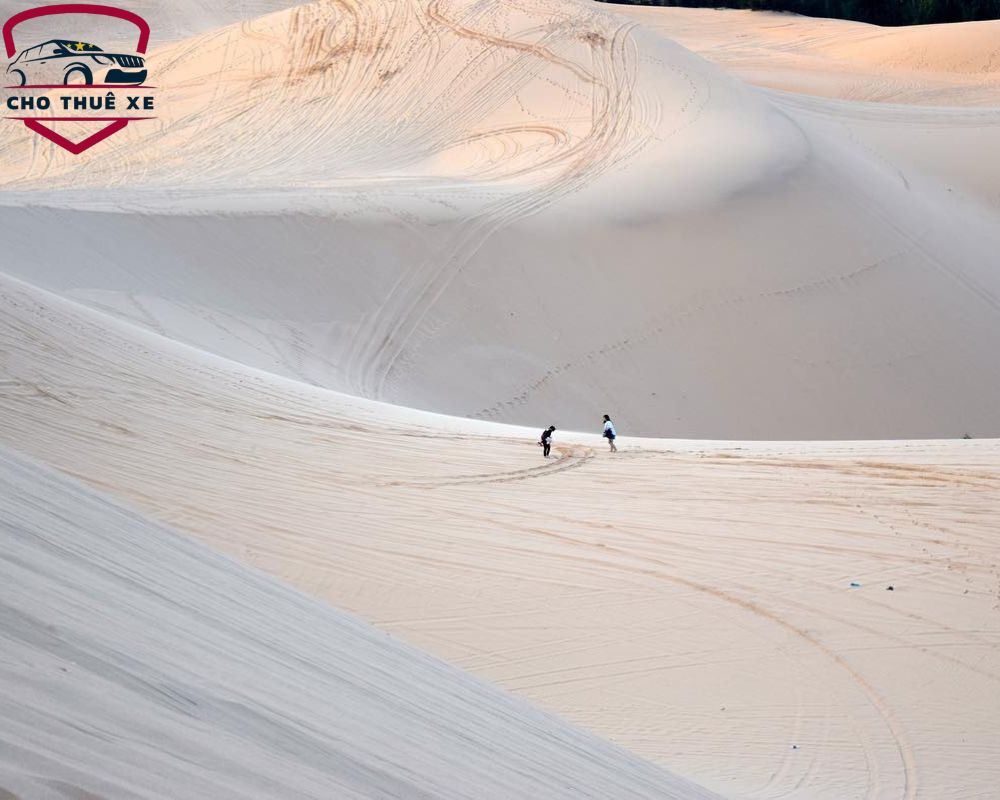 Đồi Cát Bàu Trắng Mũi Né