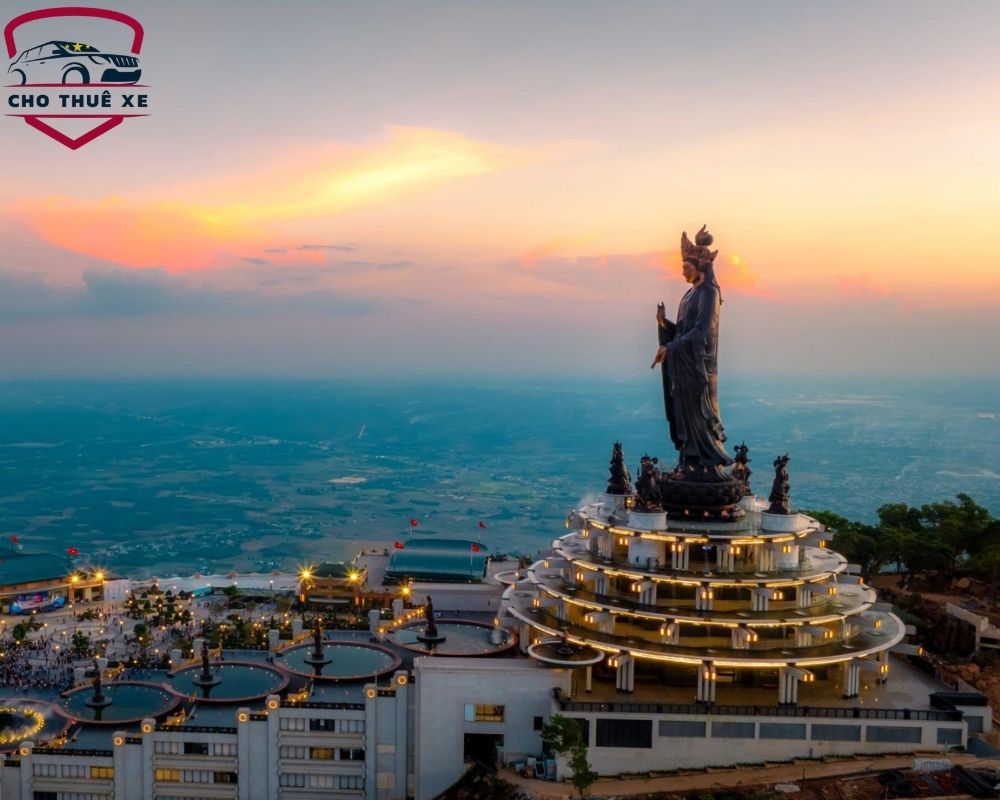 Núi Bà Đen - điểm hành hương linh thiêng của vùng đất Nam Bộ