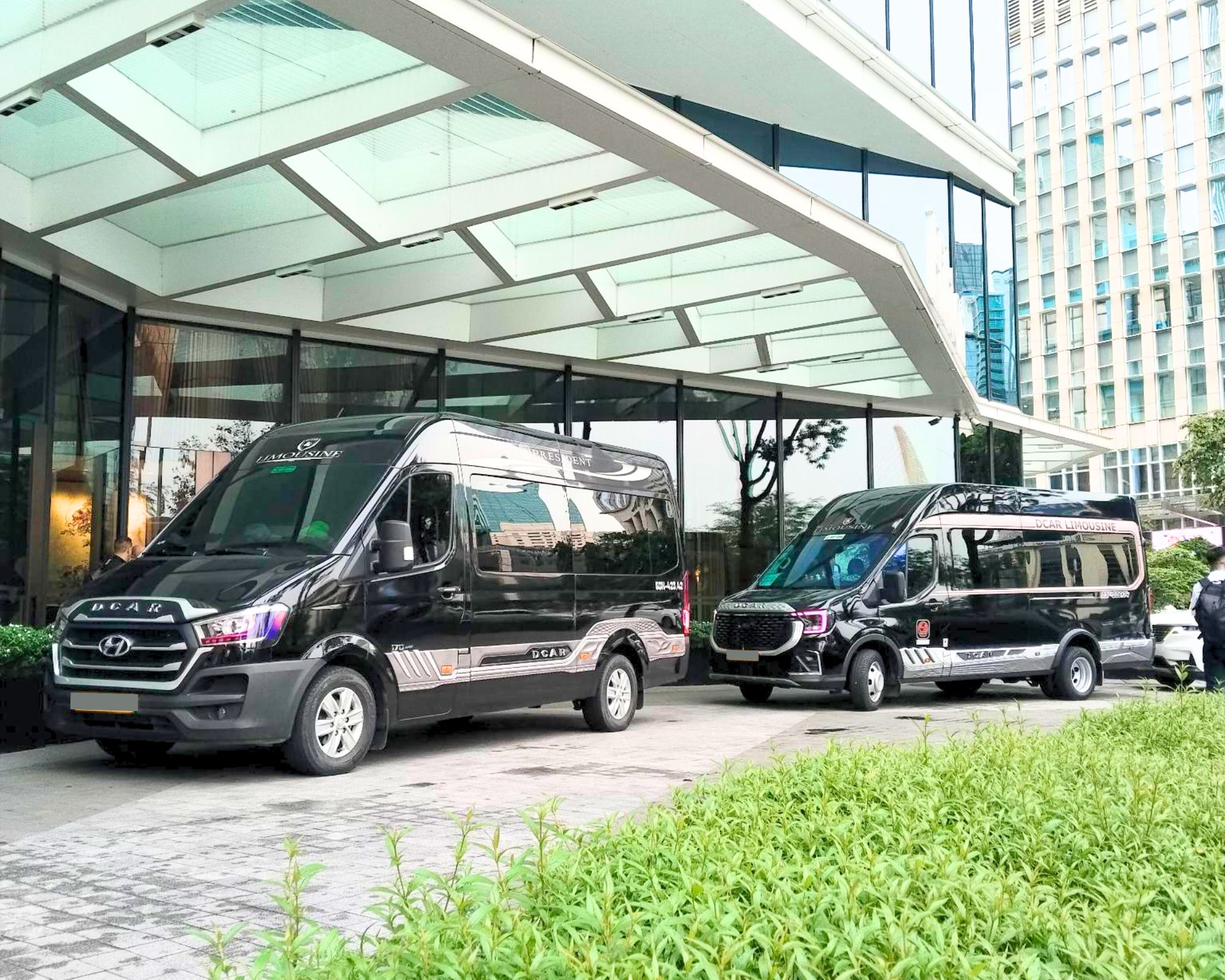 Bảng Giá Thuê Xe Limousine Đi Sóc Trăng 9-12 Chỗ 2026