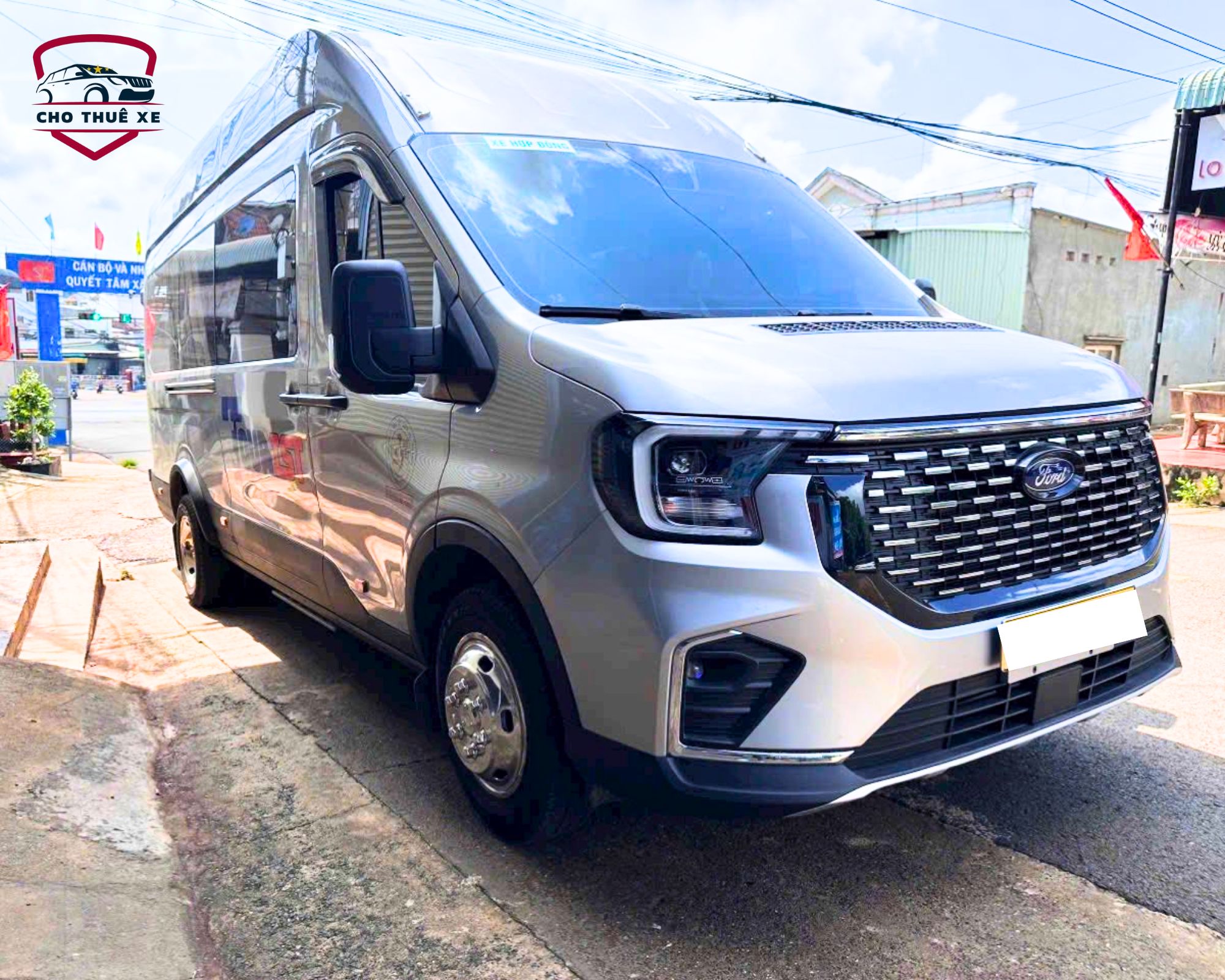 Dòng xe 16 chỗ chất lượng cao, ngoại hình sang trọng, được bảo dưỡng định kỳ để đảm bảo chuyến đi thuê xe Bình Dương đi Kiên Giang an toàn và thoải mái