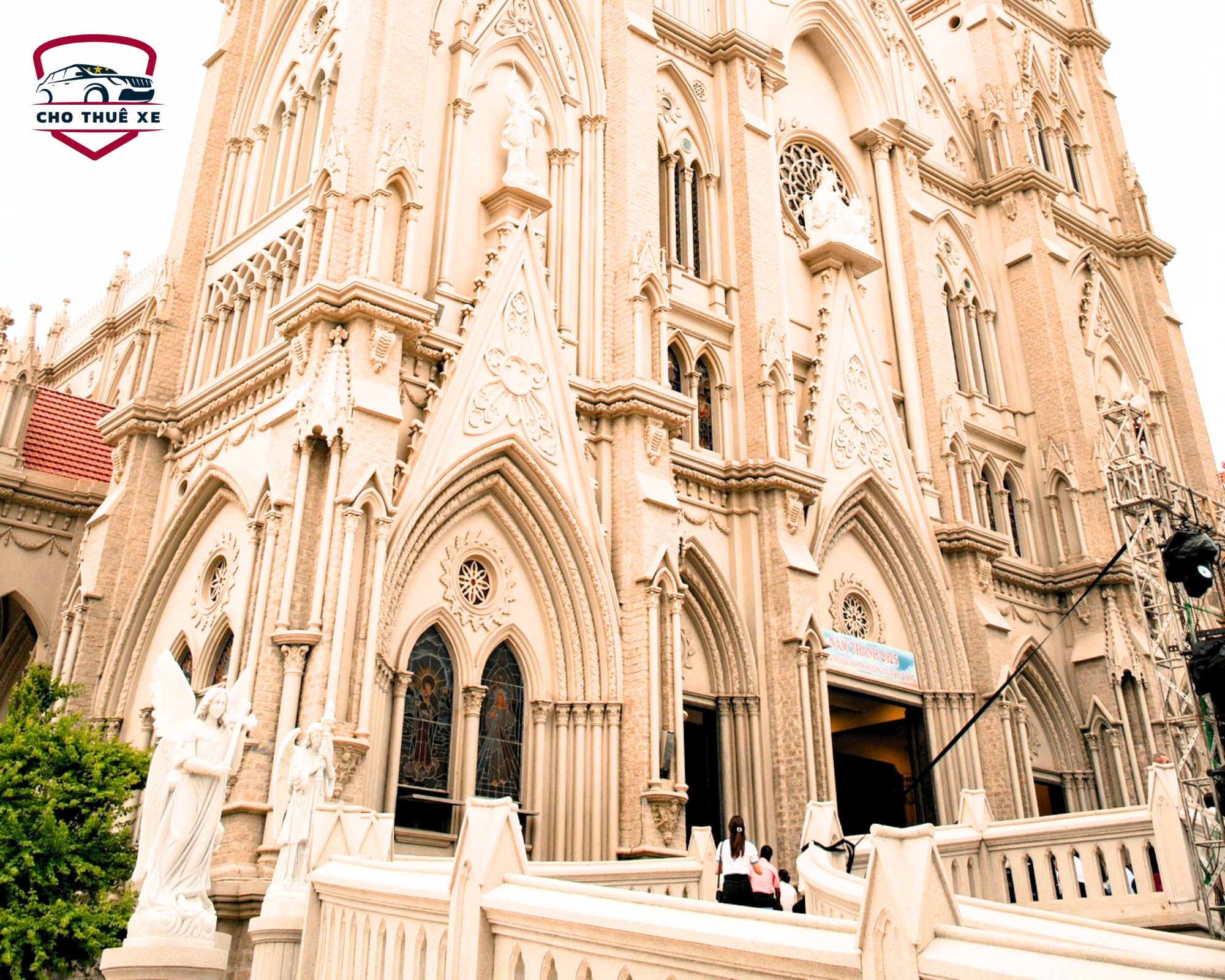 Khám phá vẻ đẹp diễm lệ của Nhà thờ Song Vĩnh, một công trình kiến trúc Tây phương lôi cuốn