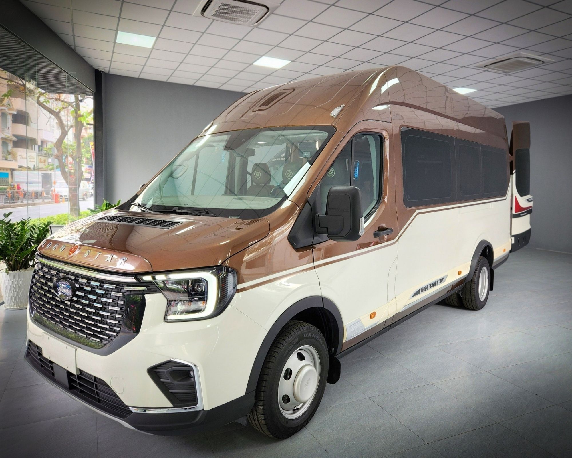 Bảng Giá Thuê Xe Limousine Đi Hồ Tràm Cập Nhật Năm 2026