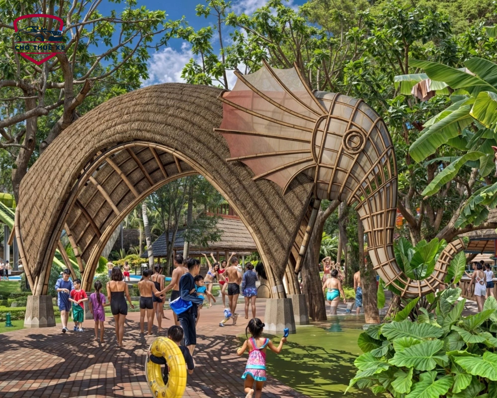 Cổng chào hình voi bằng tre độc đáo tại phân khu rừng nguyên sinh của Sun World Vũng Tàu