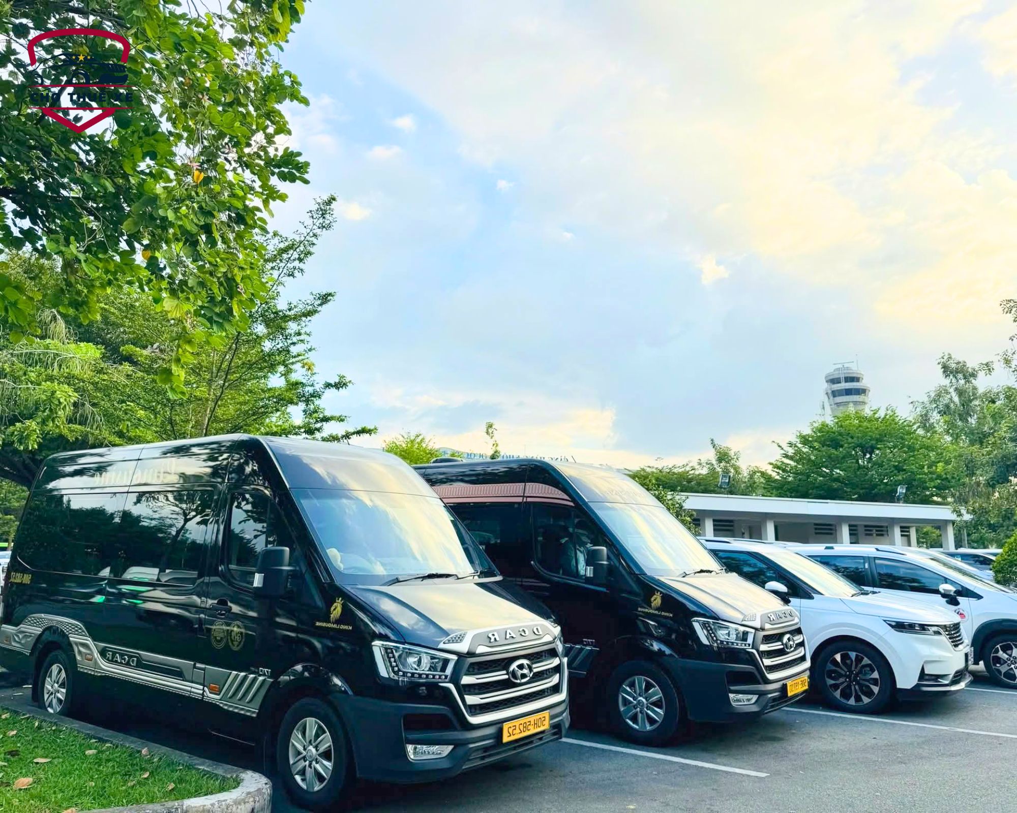 Dòng xe limousine sang trọng chuyên đưa đón khách đi Cha Diệp
