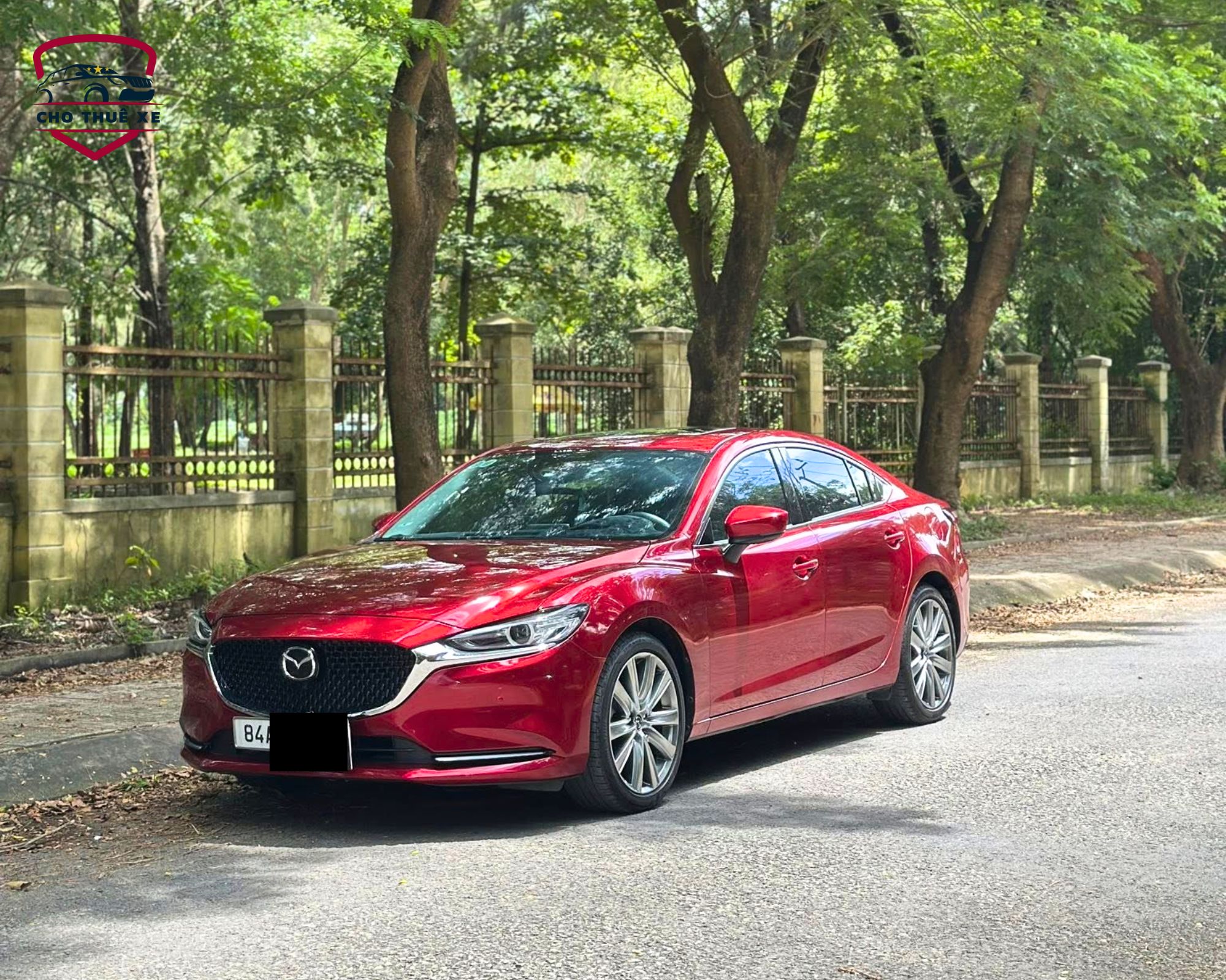 Mẫu xe 4 chỗ nhỏ gọn tiện lợi dành cho khách hàng cần thuê xe đi Trà Vinh tham quan chùa Hang