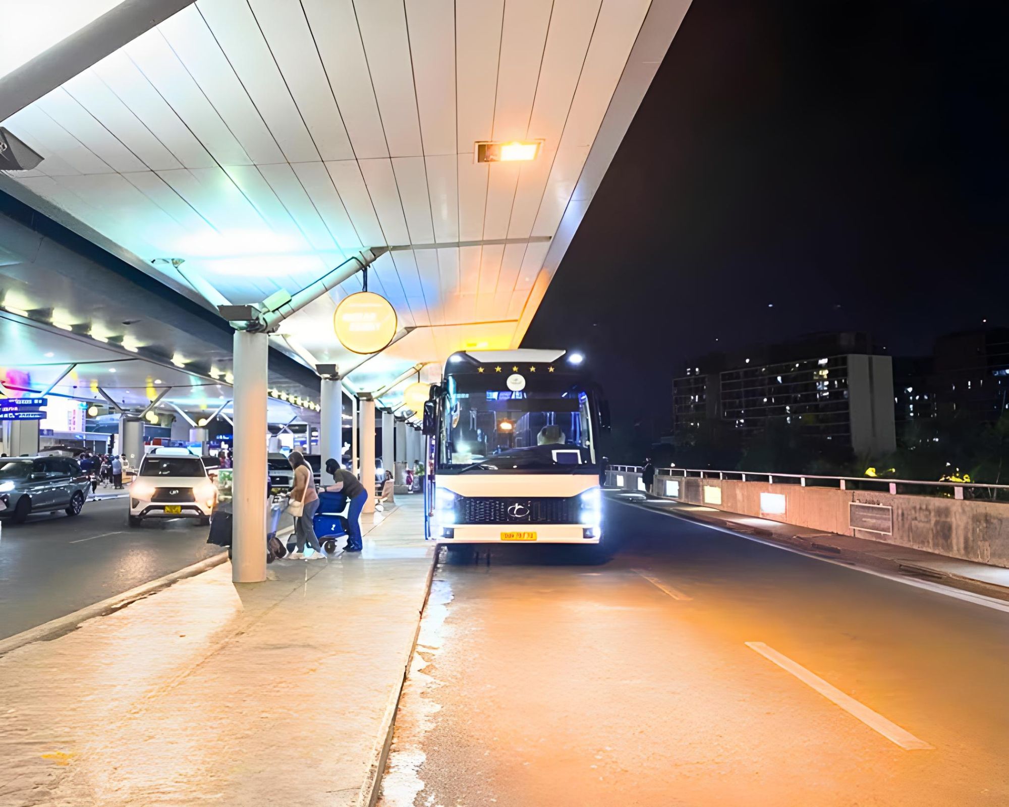 Thuê Xe 29 Chỗ Tân Sơn Nhất Đời Mới, Tài Xế Chuyên Nghiệp